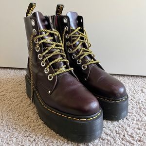 Women’s Doc Martens Jadon Maxx size 10